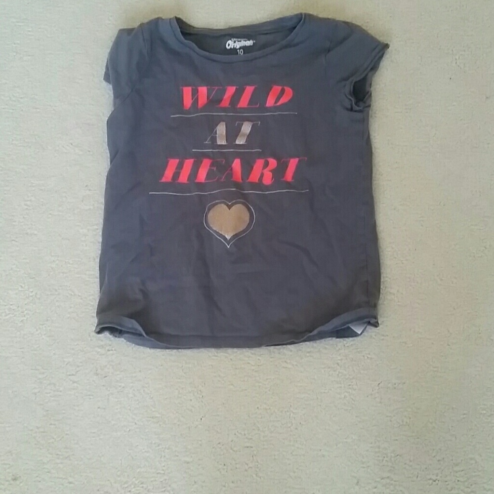Cute gray tee shirt